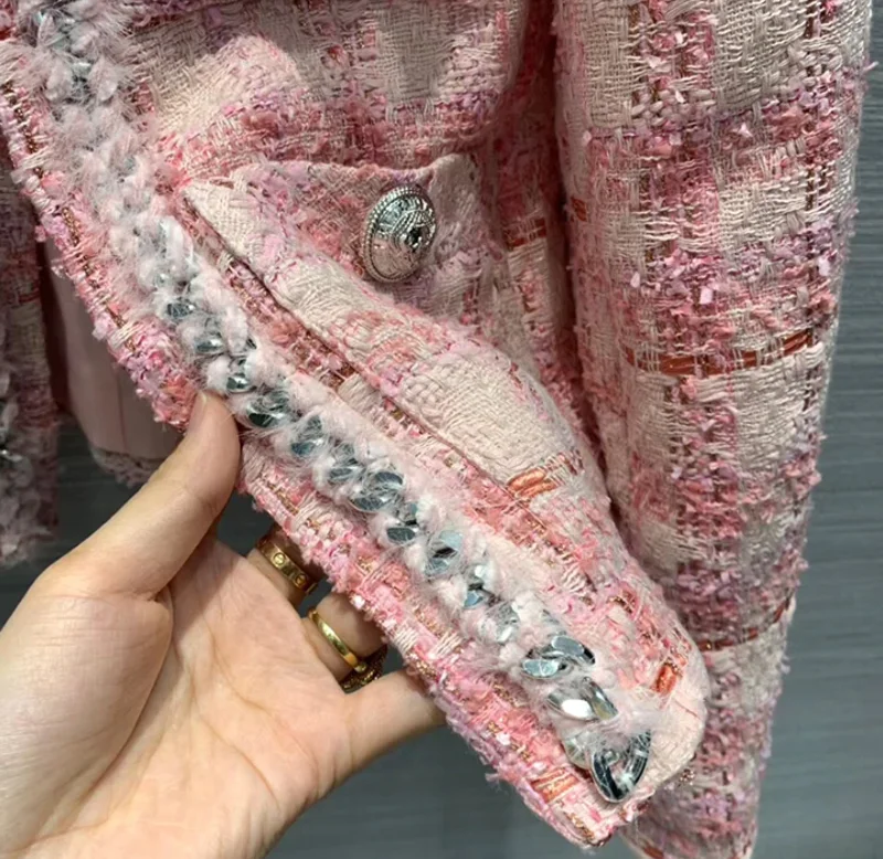 Винтажные женские короткие пальто с круглым вырезом, модные шерстяные куртки с темной пряжкой, четыре кармана, дизайн с вышивкой