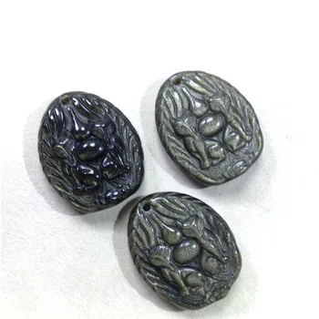 

Natural obsidian nine-tail fox design pendant