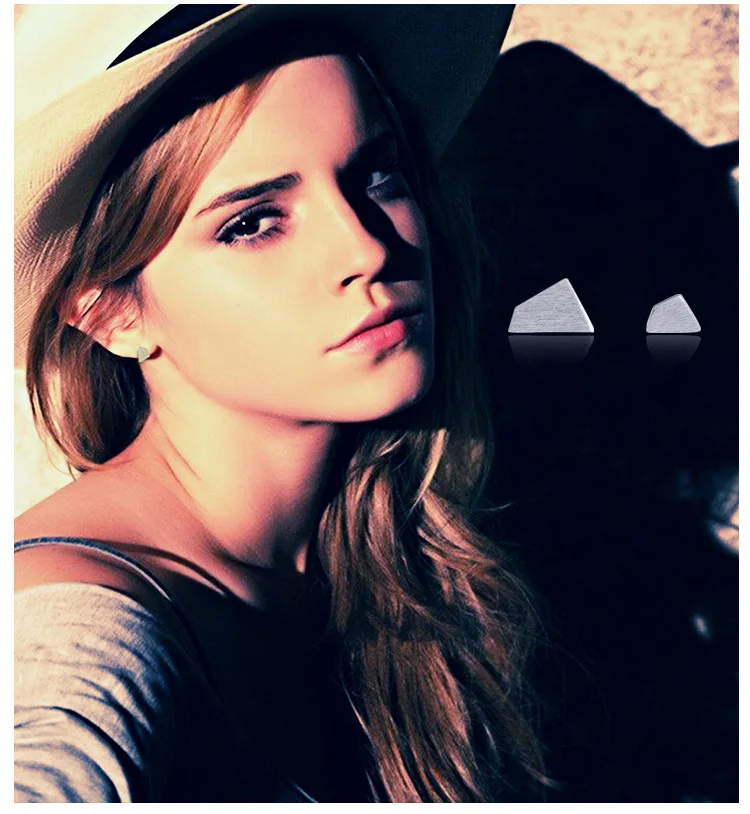 3597161700_823318017