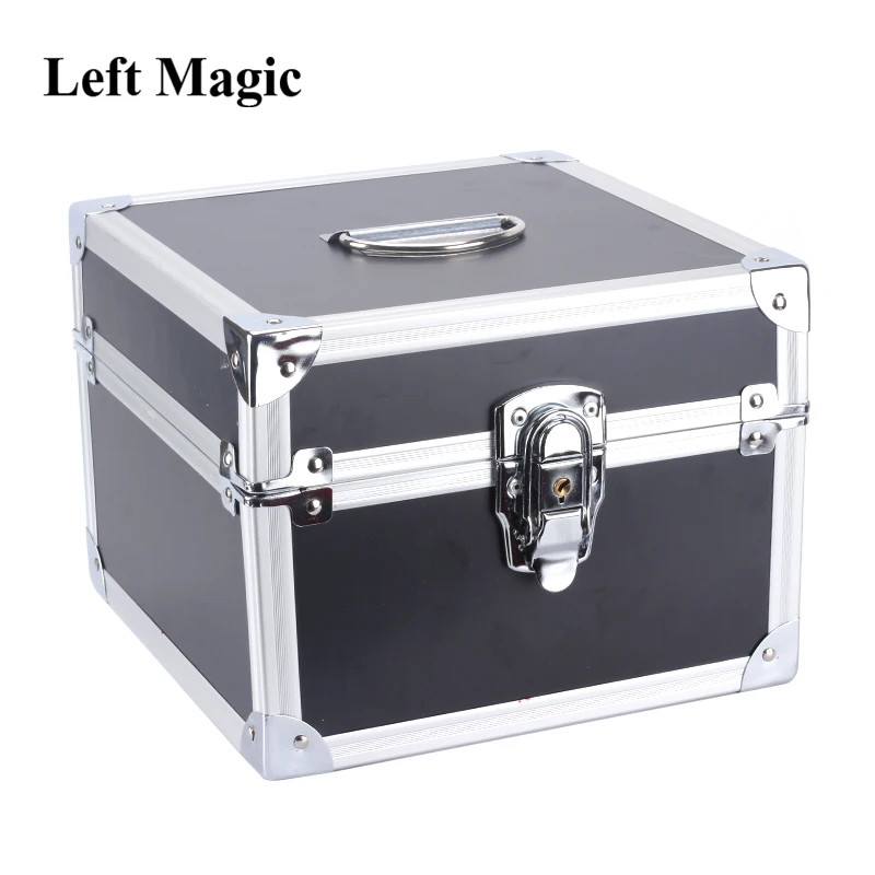 Рисунок 2 - Волшебная Чаша в виде золотой рыбки от J.C. Фотофокусы