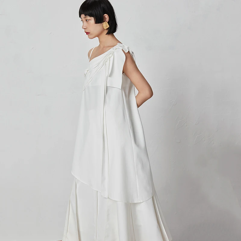 

2019new Spring Summer Oblique Collar Sleeveless Irregular Hem Pleated Foldable Decoration Sling Vest Women Fashion S043