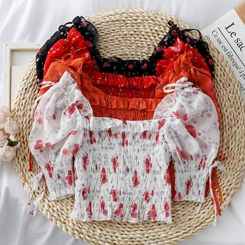

Sweet Small Fresh Flower Print Square Collar Top Women Pleated Skinny Fungus Five-point Sleeve Shirt