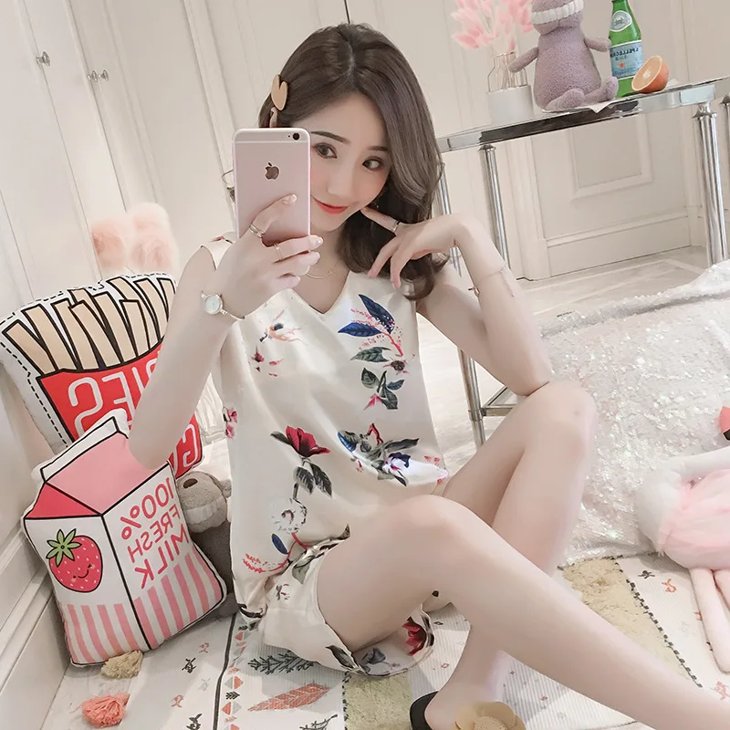 

249-7 # [According to Feminine] 2019 New Products Imitated Silk Fabric Vest M-3xl #5 Code