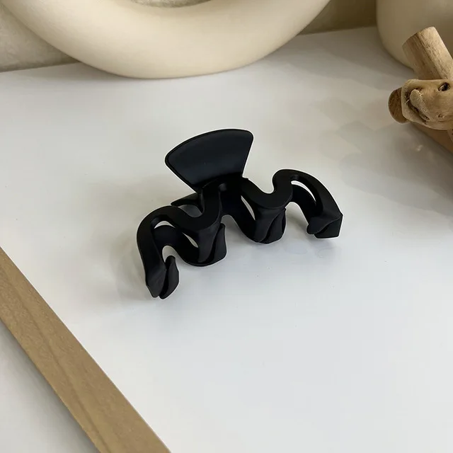 1pcs Korean Coffee Black Large Hair Claws Acrylic Hairpins Barrette Crab Hair Clips Headwear for Women Girls Hair Accessories bridal hair clip Hair Accessories