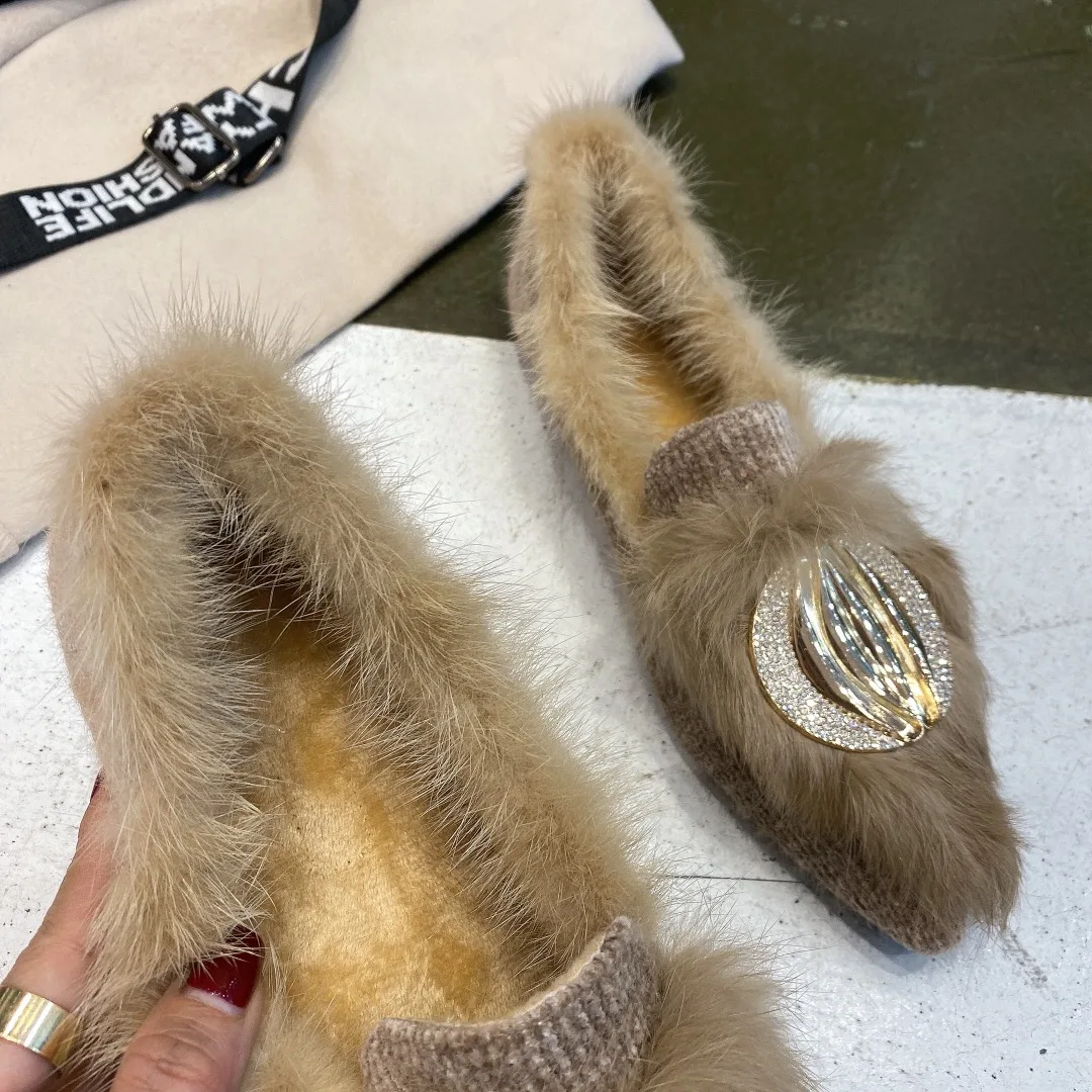 Популярная обувь женская кожаная обувь на плоской подошве с мехом; Zapatos De Mujer; металлический декор; кроличий мех; mary jane; лоферы с острым носком; женские слипоны на плоской подошве