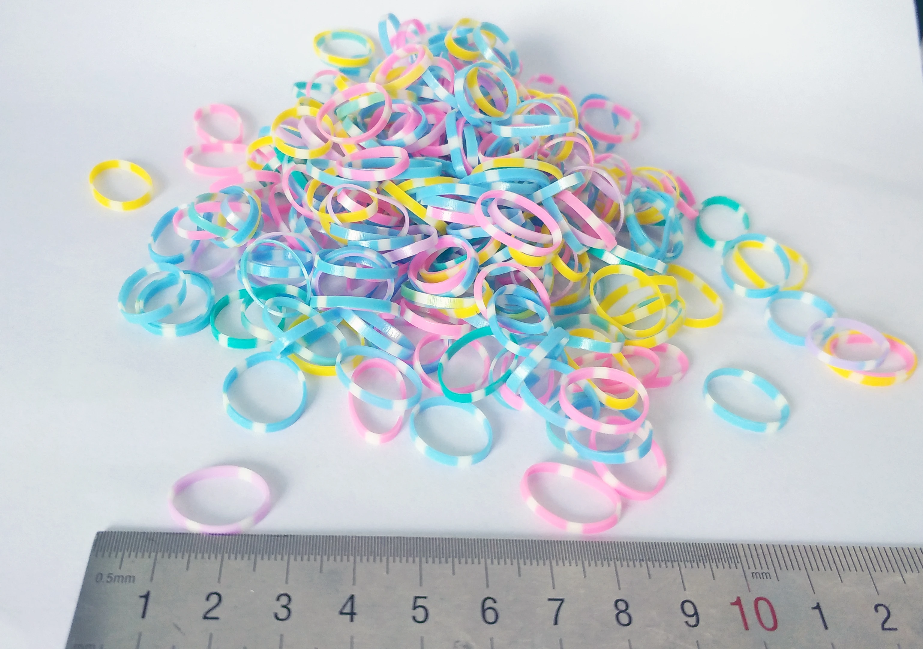 

200g 2mm Pet grooming rubber band Dog headwear Dog York rubber band Strong pull continuous transparent breakpoint rubber band