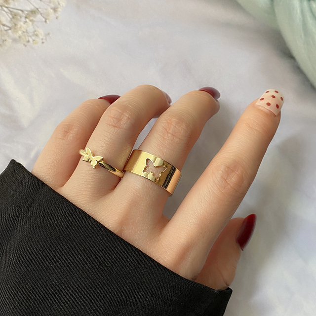 Punk Gold Color Long Chain Butterfly Shape Ring for Women Girls Fashion Hiphop Rings Party Jewelry Gift