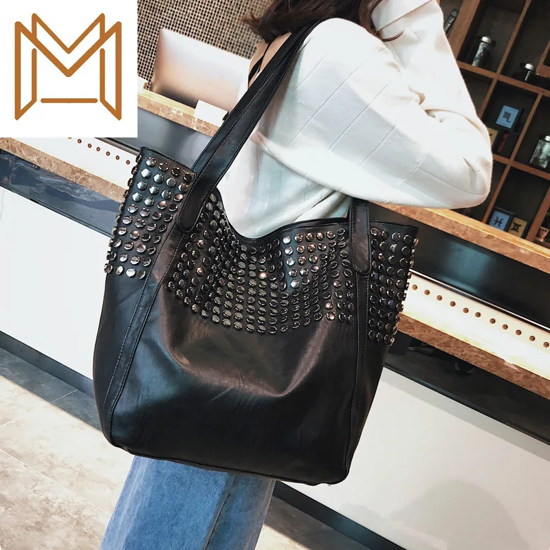 

Bag 2019 Woman Package Rivet Single Shoulder Package Leisure Time Concise Portable Buy
