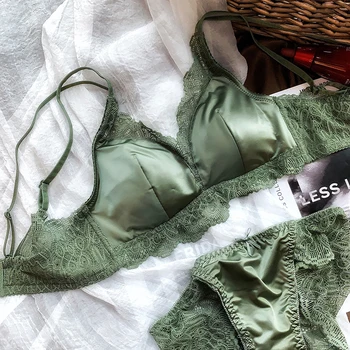 

Wriufred Comfortable Triangle Cup Bra Set Thin Sexy Lace Underwear Wire Free Breathable Large Size Deep V Lingerie Sets