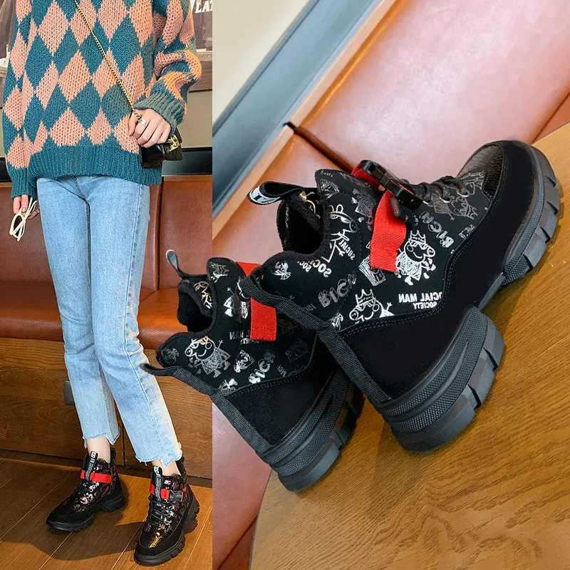 Classics Women Martin Boots 2019 Autumn/Winter Women Ankle Snow Boots Plus Plush Keep Warm Casual Winter Boots Classics Women Martin Boots 2019 Autumn/Winter Women Ankle Snow Boots Plus Plush Keep Warm Casual Winter Boots