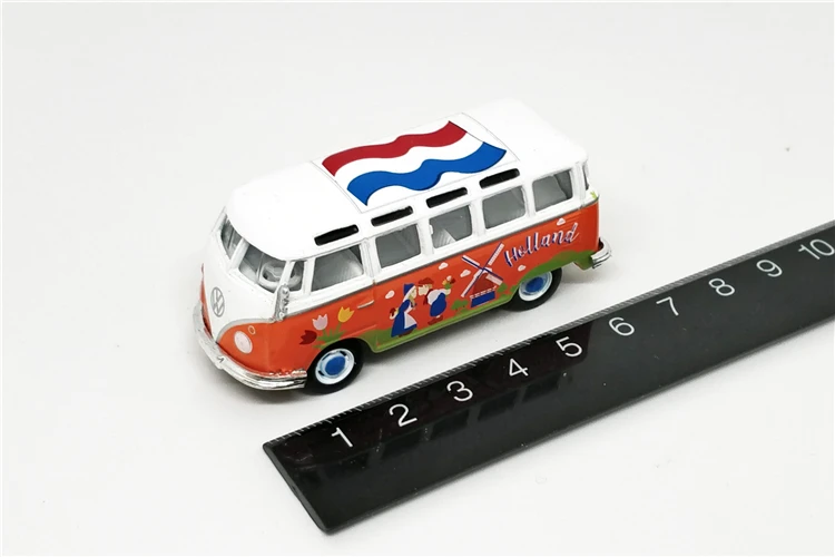 Greenlight 1: 64 VW Самба в Голландию; Цвета: белый, оранжевый, без коробки