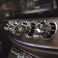 Pas de parfum Bulldog désodorisant voiture parfum voiture décoration Auto Geur Clip bouledogue parfum Parfum Voiture voiture diffuseur 1