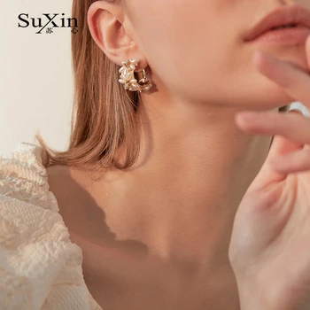 

SuXin earrings 2020 new simple pearl flower temperament earrings for women long pearl pendant earrings jewelry gift