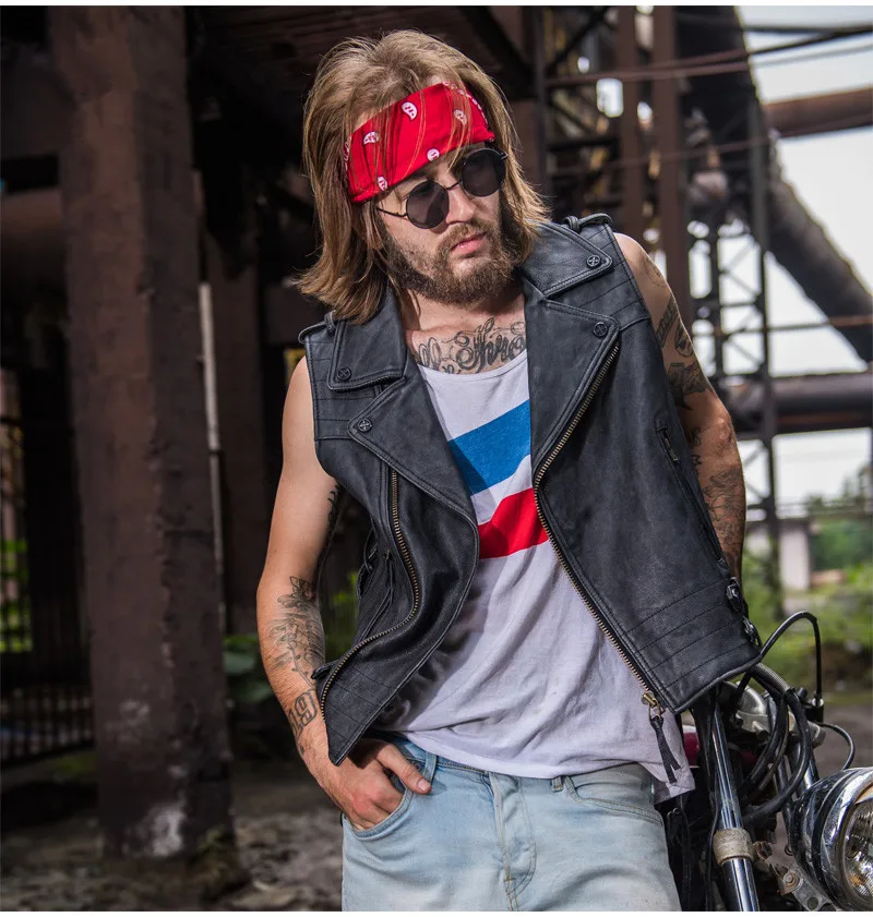 Байкерский жилет из натуральной воловьей кожи с отворотом на молнии