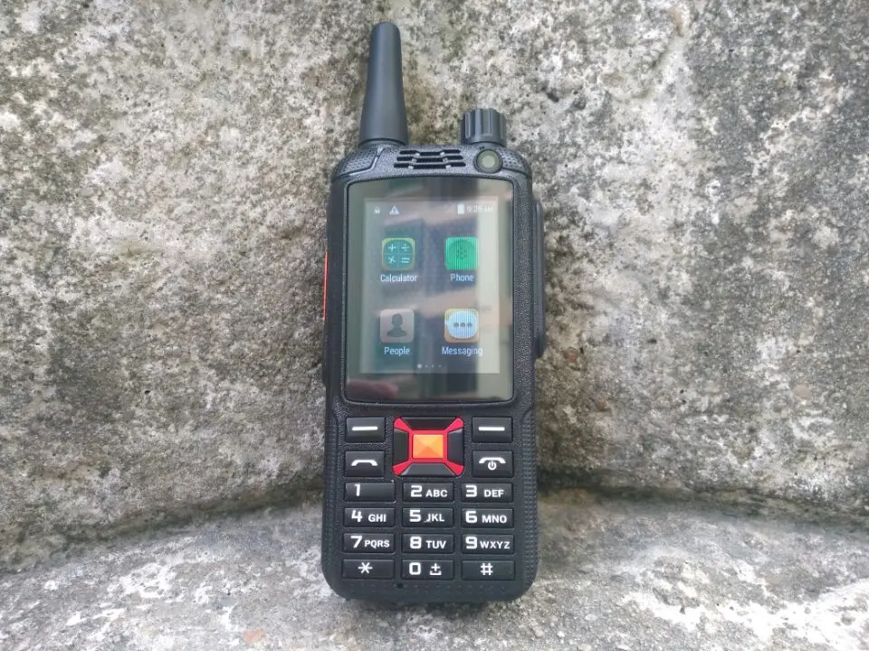 F22 Walkie Talkie смартфон IP68 Водонепроницаемый 3G GPS WIFI Dual SIM 5MP Zello Talk Android прочный