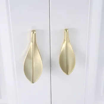 

DRELD 32mm Leaf Shape Door Knob European Antique Furniture Handle Drawer Pulls Kitchen Cabinet Gold Knobs And Handles Home Decor