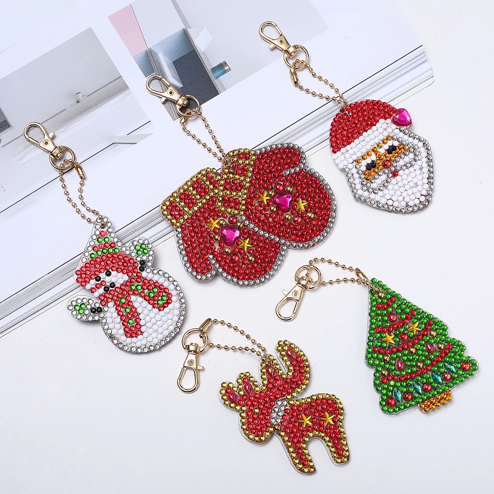 

5pcs Keychains Cute Cartoon Diy Christmas Diamond Painting Keychains Diamond Embroidery Keyring Bag Xmas DIY Jewelry Decorations