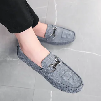 

Large Size 45 Outdoor Men Loafers Soft Moccasins High Quality Genuine Leather light Shoes Men Warm Flats Driving Shoes men w5
