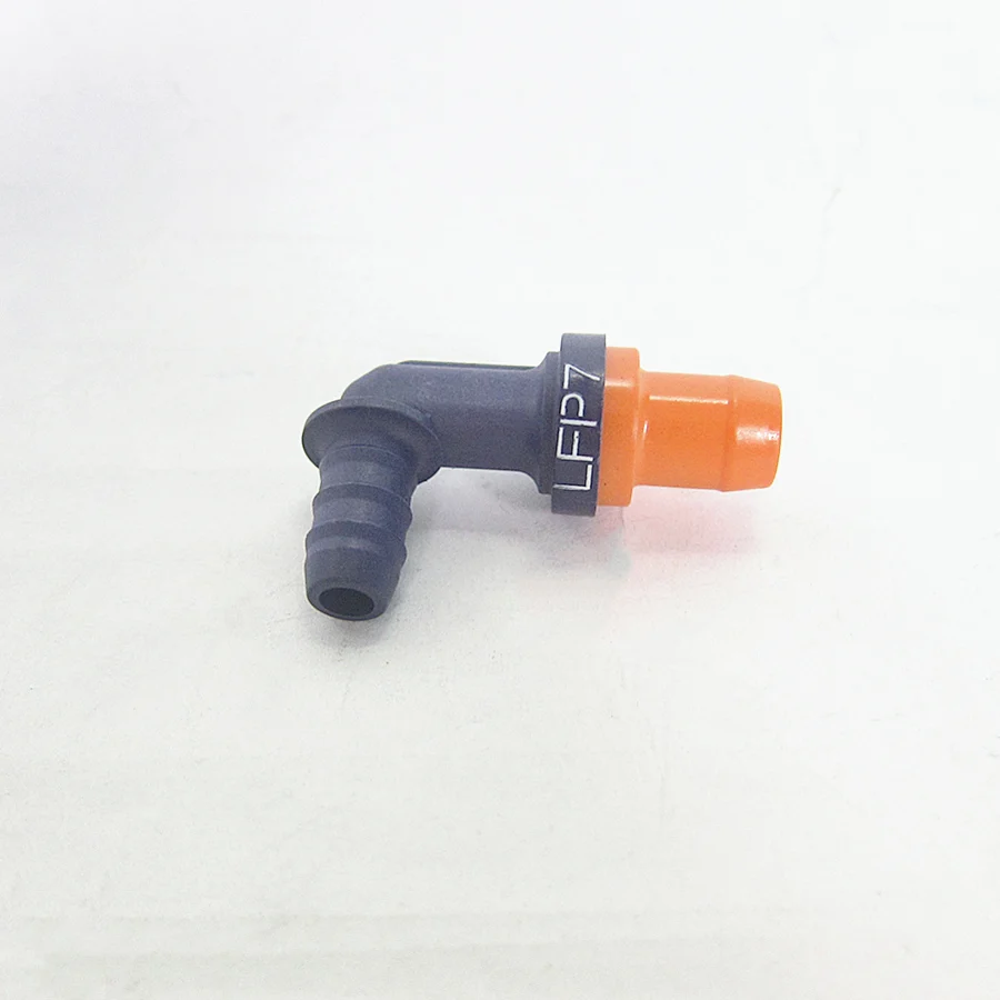 Car Engine PCV Valve LFP7-13-890A Mazda BT-50 Ford C-max Fusion Escape 8S4Z6A666A