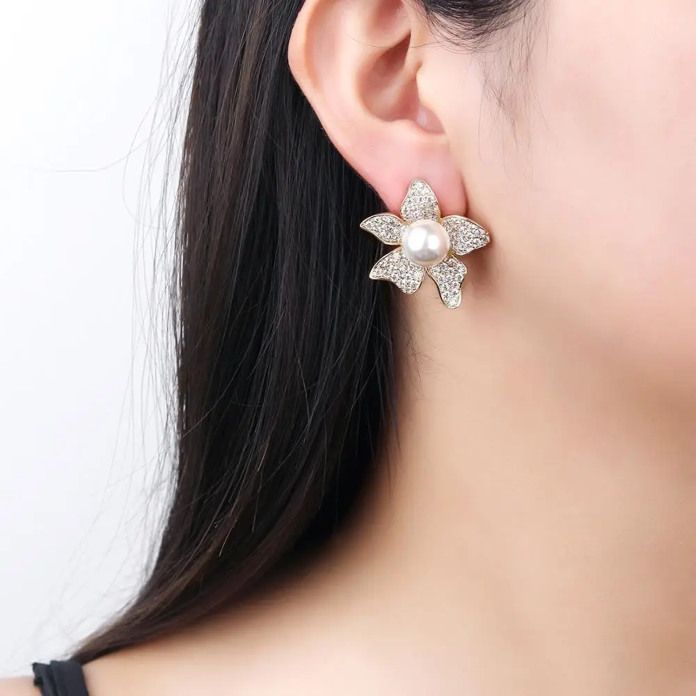 Classic Cubic Zircon Star Earrings for Wedding, Crystals Stud Earring for Bride, Women Girl Gift CE11048