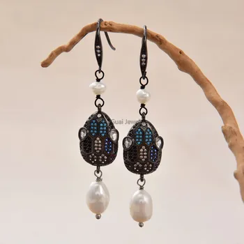 

GG Jewelry 10x11mm White Pearl Gunmetal Gold Plated Snake Head CZ Pave Earrings