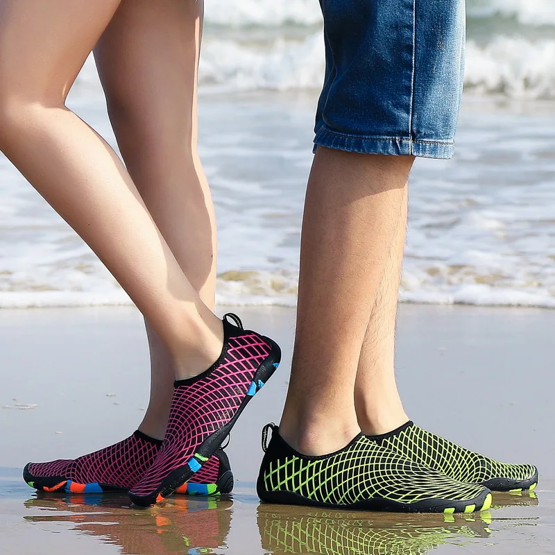 Mens Womens Summer Water Shoes Soft Beach Surfing Diving Sneakers Couple Light Yoga Shoes