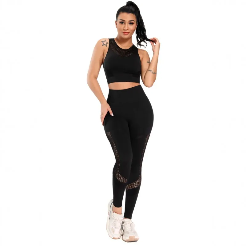 17445412578_2046420711_conew1