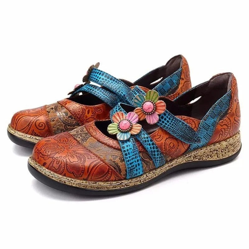 Ethnic Style Retro Black Floral Embroidered Flat Shoes