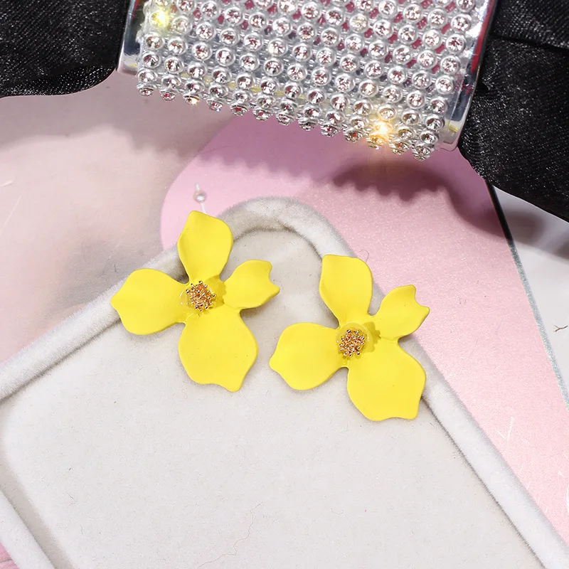 10993816515_593640537