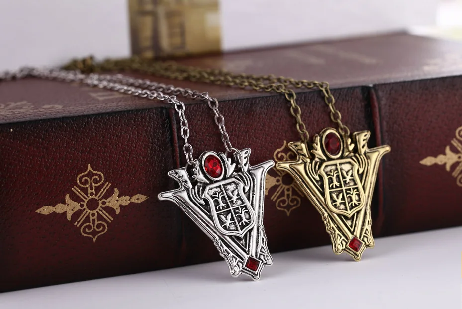 YY227 Песнь Льда и Огня сила игры Littlefinger Baelish брошь "пересмешник"
