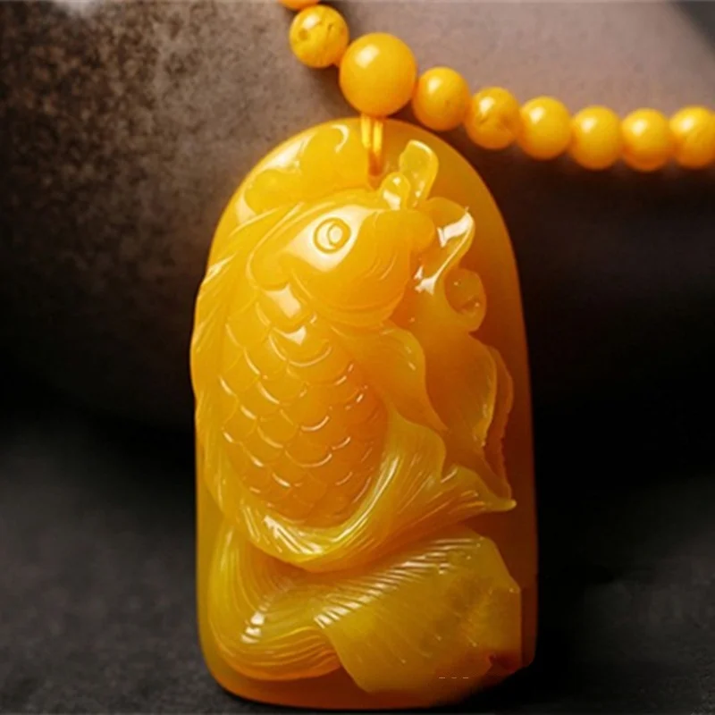 

Hot Selling Natural Yellow Carp Pendant Charm Jewellery Women's Hand-Carved Pendant for Women Men Fashion Accessories
