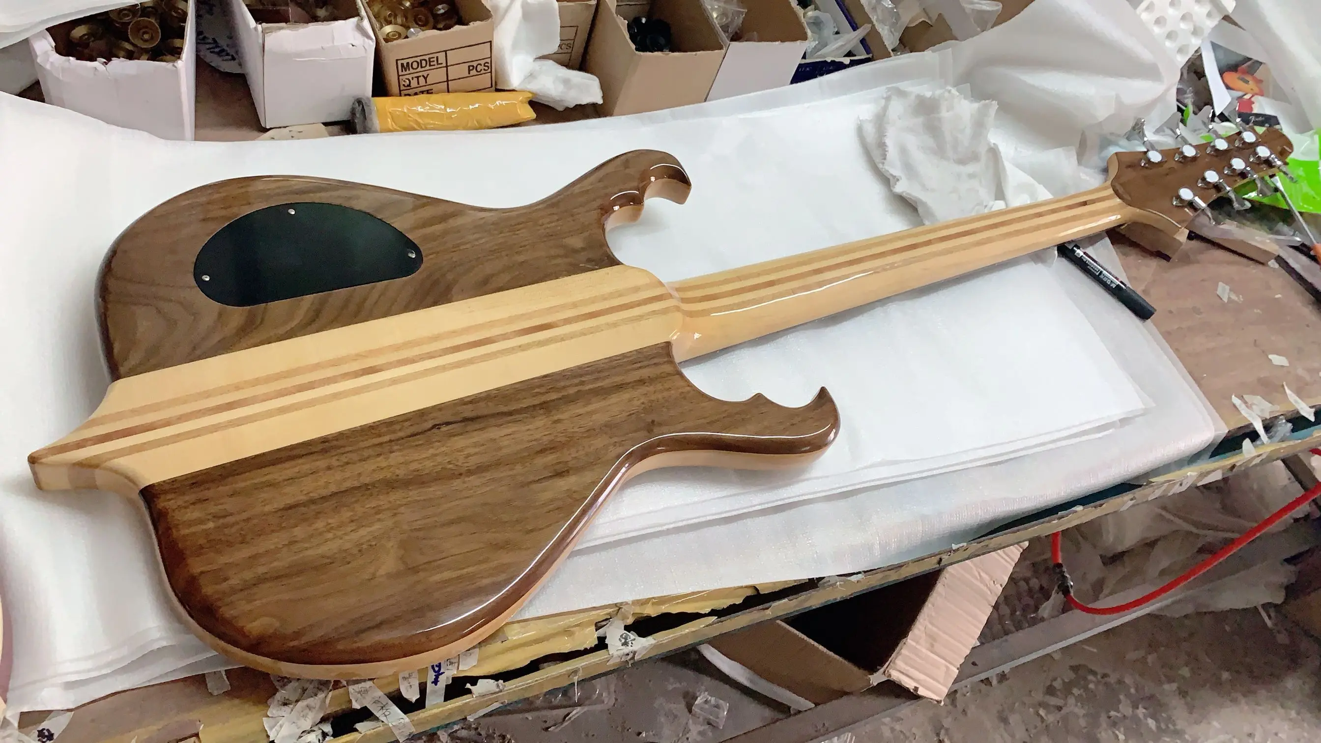 Новое поступление 8 струнная бас гитара с одним сквозным шейным корпусом из