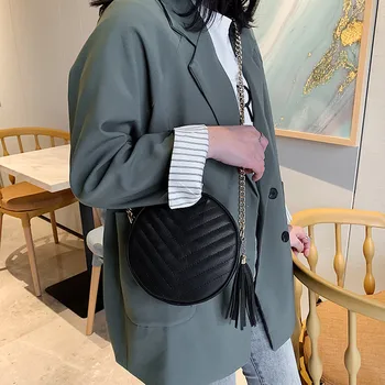 

Women's Chain Shoulder Bag Female Lightweight PU leather Messenger Bag Small Round Bag Designer 2020 Chain Tote Handbag @C28