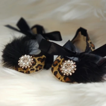 

Dollbling Leopard Turkey Hair Baby Crib Shoes Handmade Bling Girl Newborn Infant Bebe Pearls Sparkly Ballet First Walkers Shoes