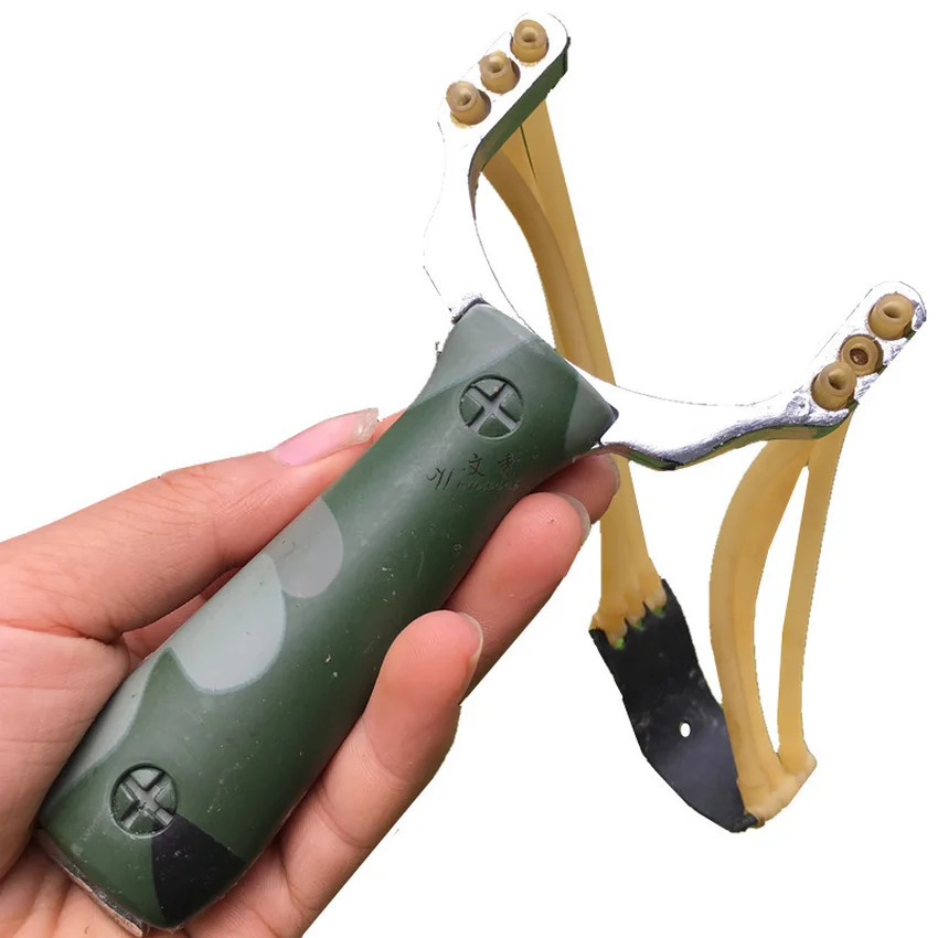 

2020 NEW Alloy Slingshot Outdoor Shooting Toys camouflage cool Toy Kids Children Sport Game Slingshot Catapult Hunting Funny