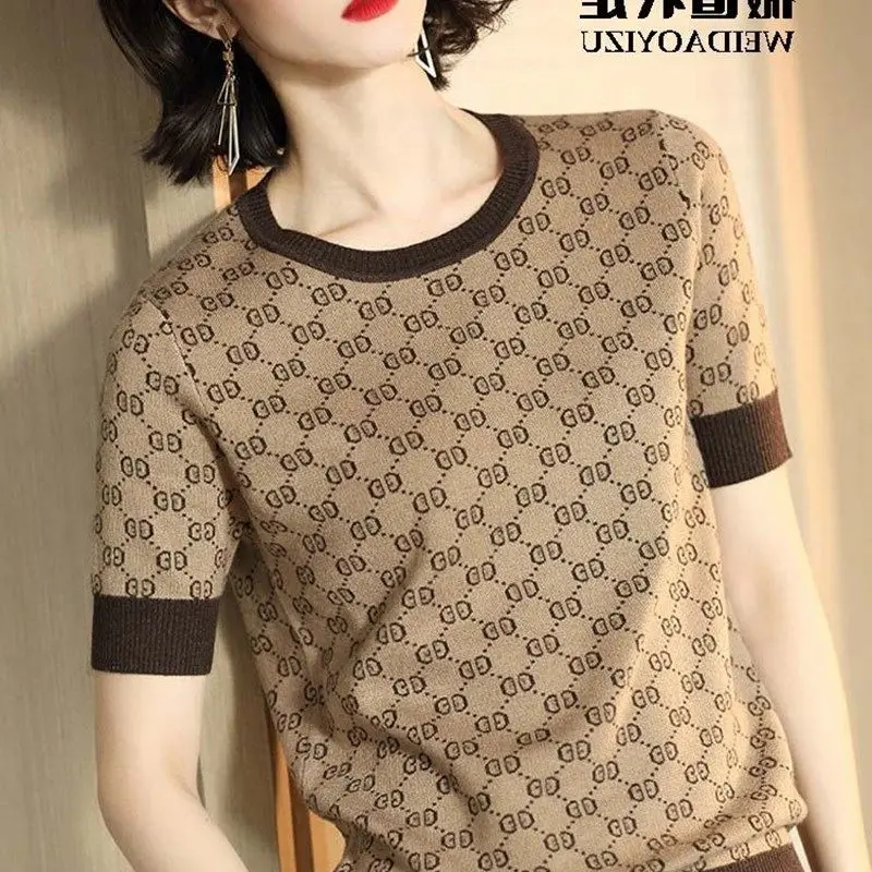 

Spring / summer / 2020 new elegant short sleeve knitted shirt base relaxed shirt full matching t