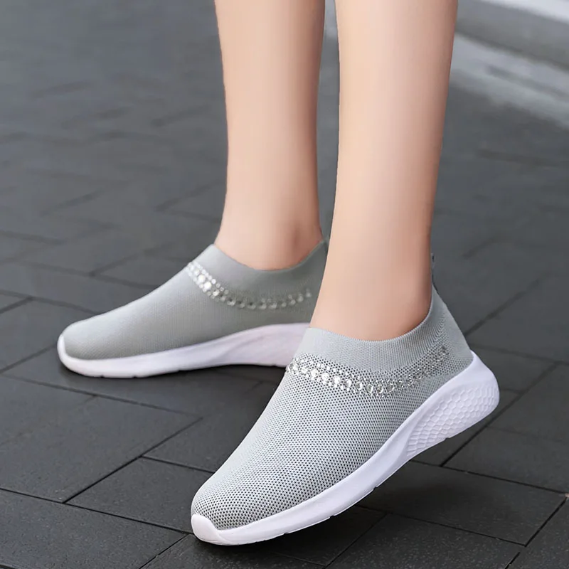 Vulcanized Women's Shoes White Casual Sports Shoes Large 43 Sets Socks Shoes Summer Women's Basketball 2021 NEW