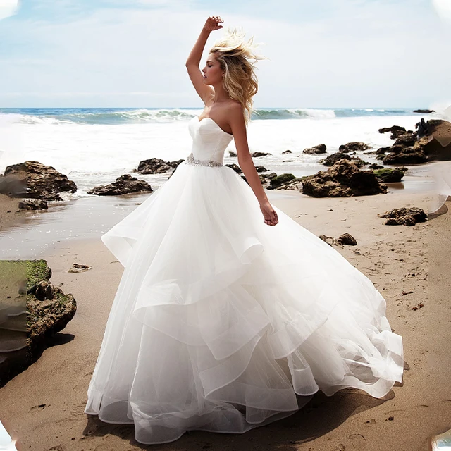 Modern Muse | Stylish Lace Wedding Dresses | Vinka Design