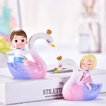 

Romantic Couple Gift Swan Crown DIY Home Decoration Accessories Fairy House Garden Miniatures Desk Office Car Cake Decor 2020