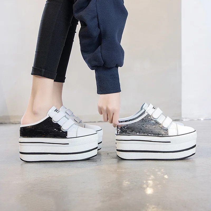 12706060576_730570979