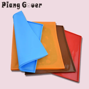 

Small Silicone Pet Feeding Mat Dog Bowls Mat Pet Water Food Holder Cat Feed Eat Bowl Pad