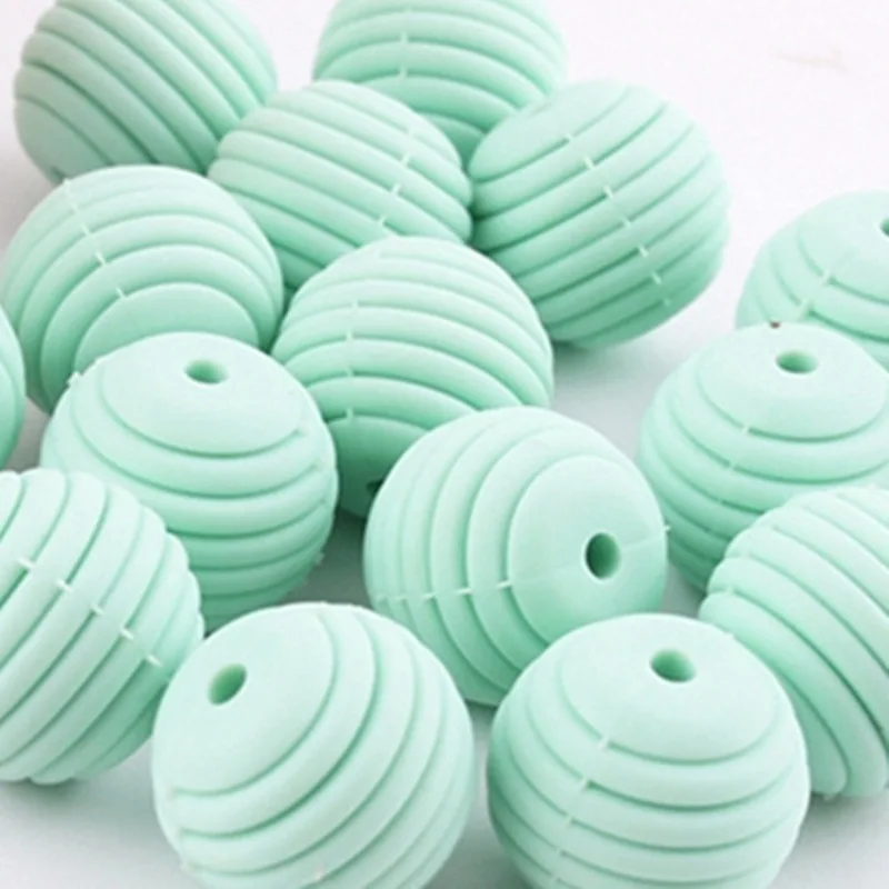 11251790422_718437432