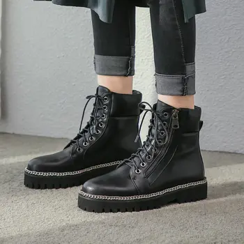 

Black Fashion Chain Ankle Boots Faux Leather Flat Heel Women Boots Side Zipper Autumn Winter Martin Boots Woman Shoes