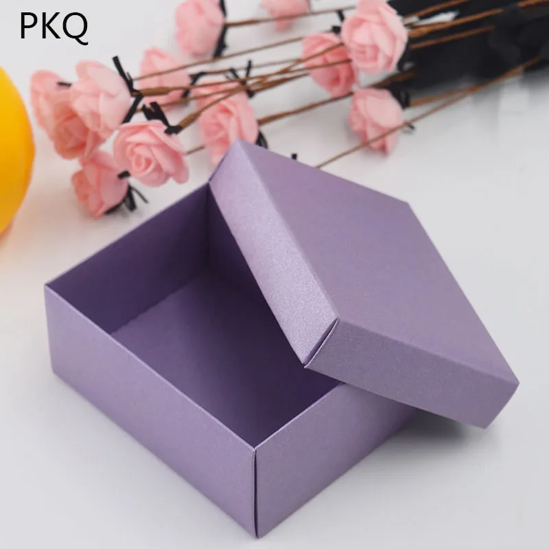 

20pcs/lot Gentleman Purple Candy Box Gift Box,Chocolate Box for Wedding Party Favors Package Gifts Special Pearl Light Paper 8/7