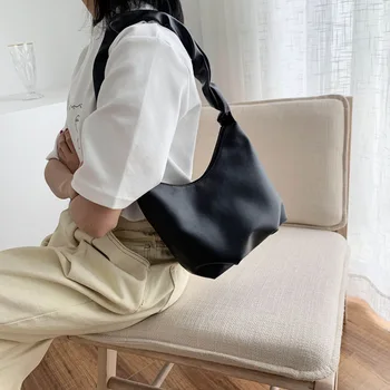 

All-match one-shoulder small bag foreign female bag 2020 popular new trendy fashion ladies hand bag armpit bag