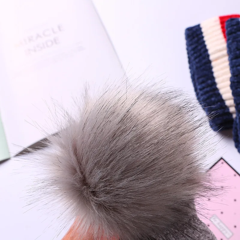 9526573932_1445281118