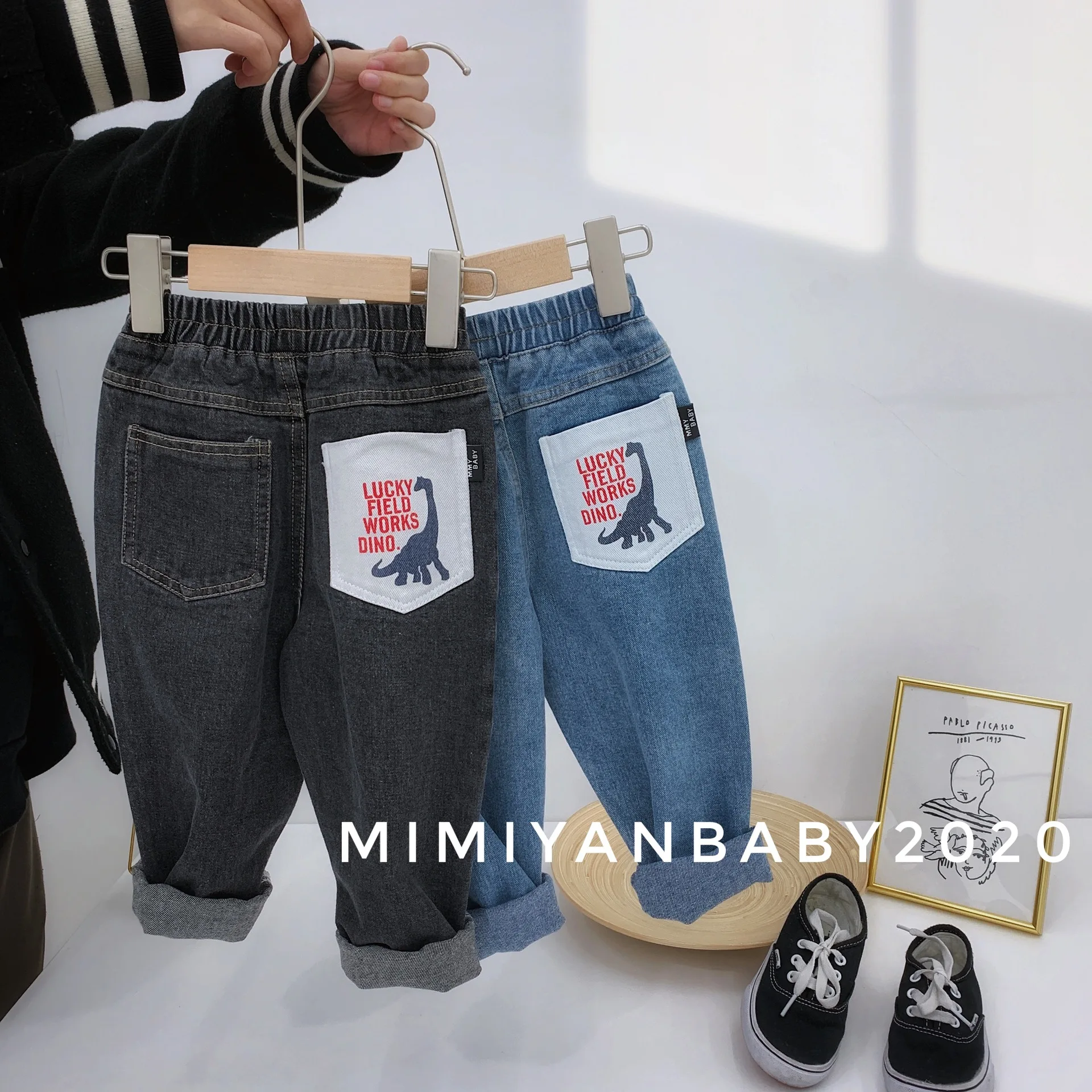 

XINI MOMMY 2020 Spring Autumn Patch pocket jeans Cotton toddler leggings Elastic Waist toddler boy pants toddler pants Y166