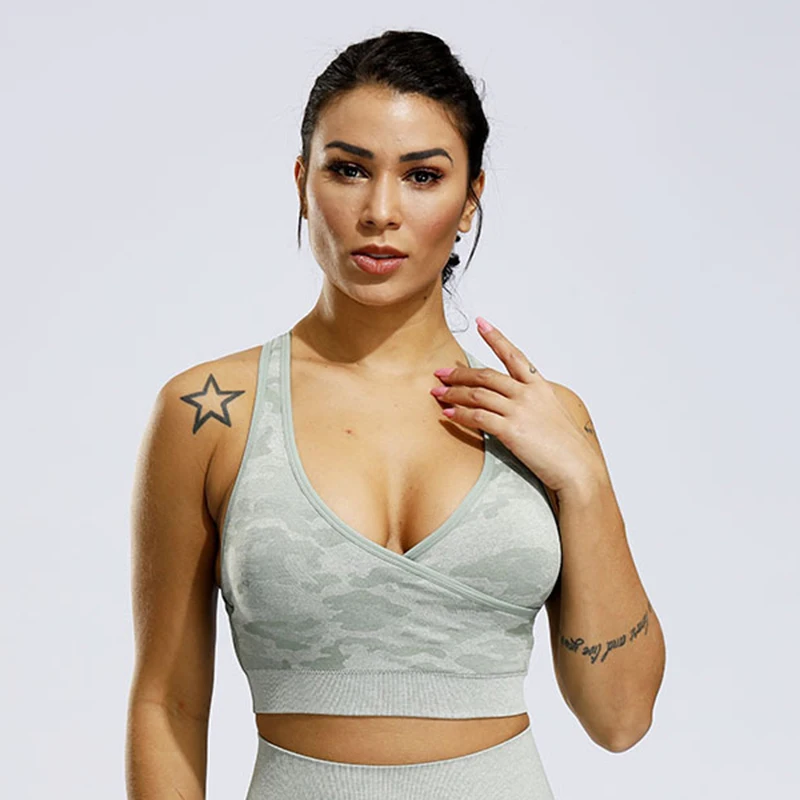 11860931445_1906702946