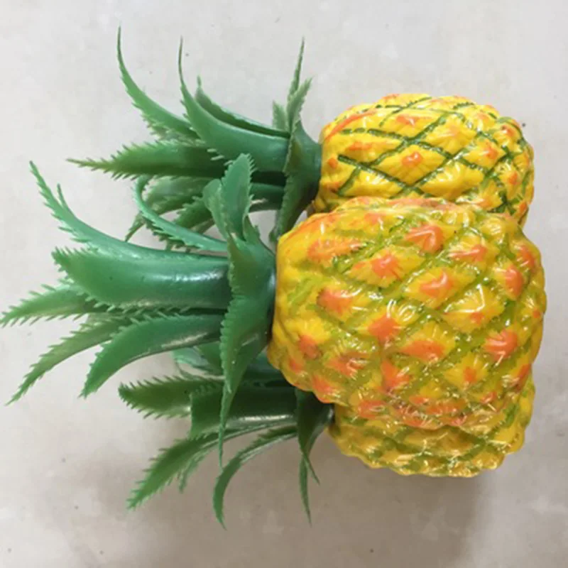 

Lifelike Artificial Pineapple Foam Fake Fruits Displays Photo Props Decor