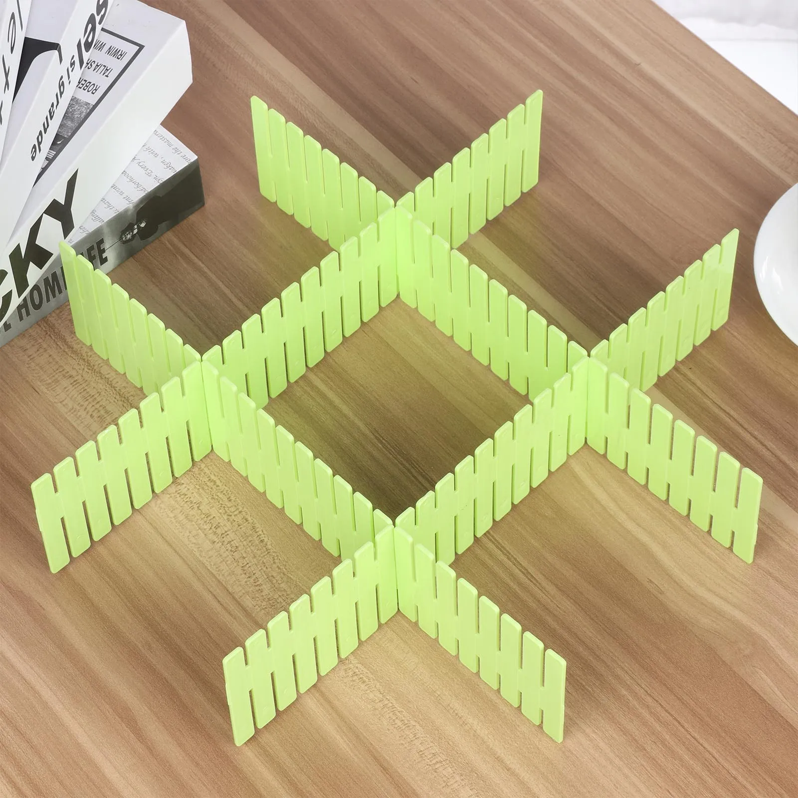 

4pcs/Set Clapboard Adjustable Wardrobe Drawer Divider Storage Clapboard Storage Organizer Underwear Cabinet Storage Divider